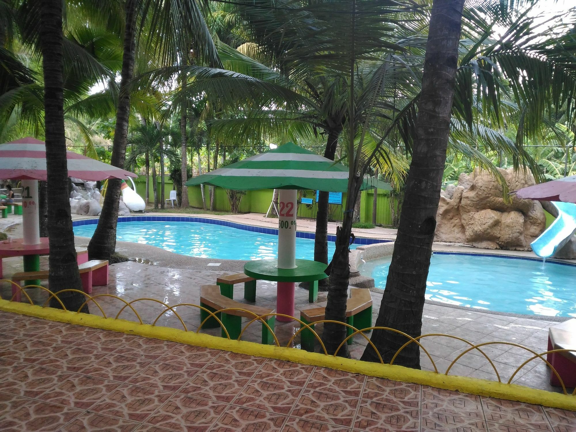 Tubod Flowing Water Resort Minglanilla Kültér fotó